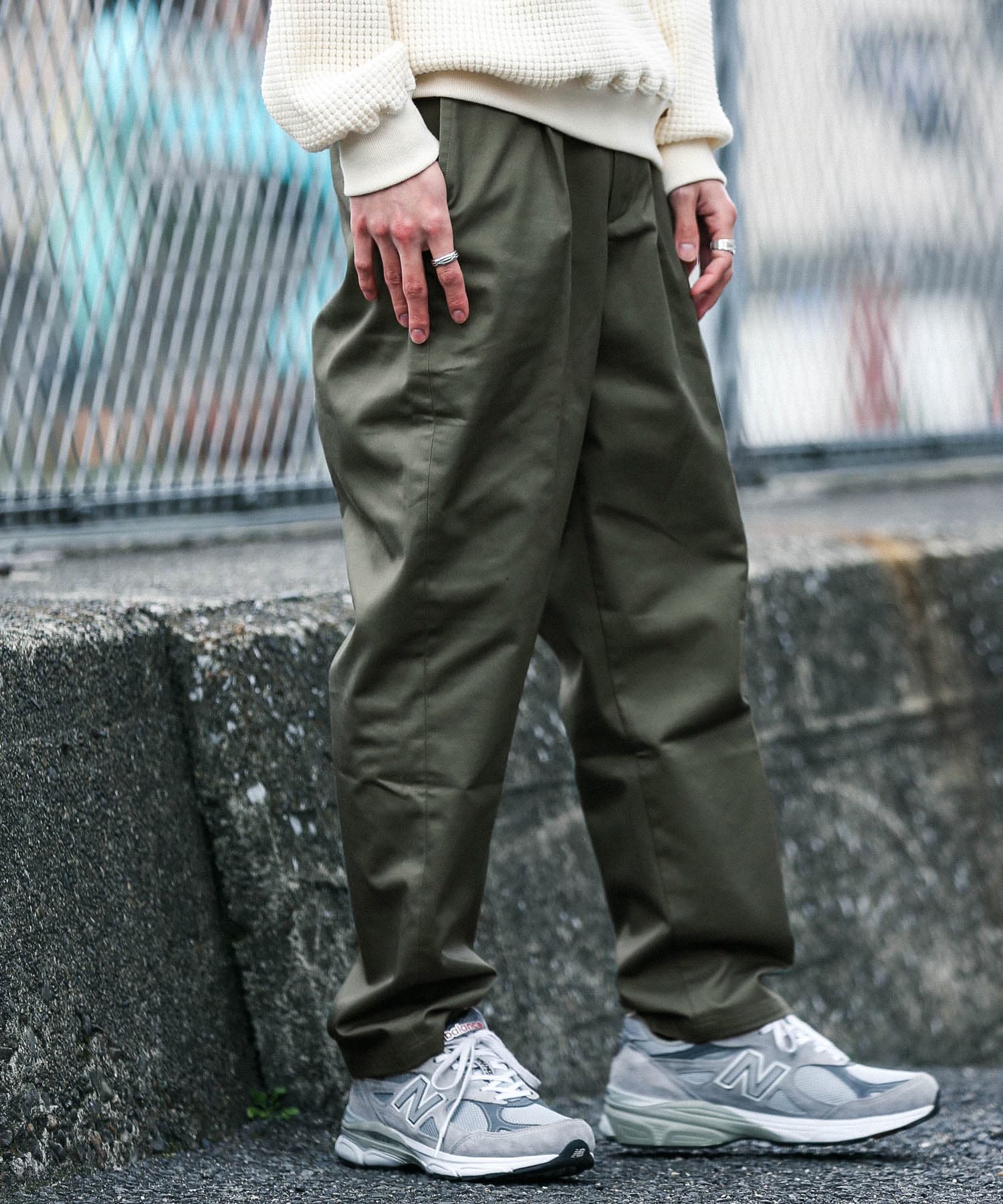 ツイルワイドテーパードパンツ[LA24-14A002]｜URBAN RESEARCH公式ファッション通販