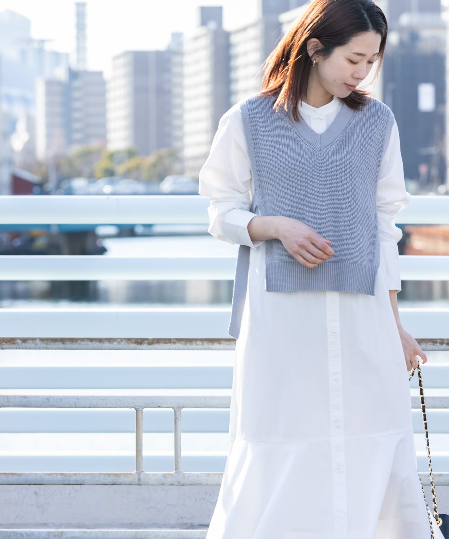 ニットベストxマーメードヘムシャツワンピース SET[LA24-26R004 ニットベストxマーメードヘムシャツワンピース SET[LA24-26R004