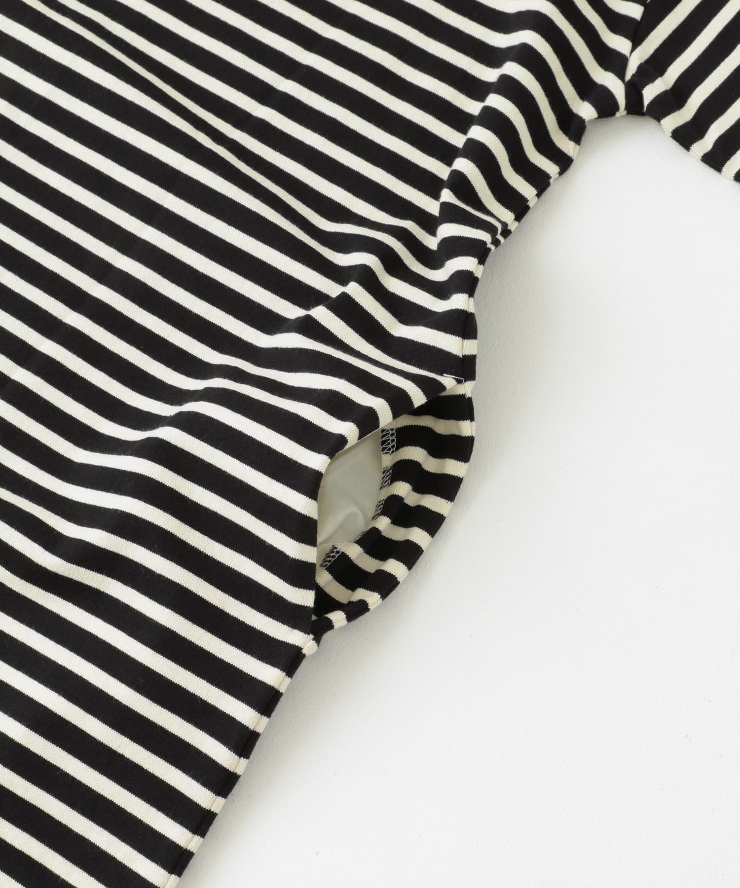 Le Pigeon Voyageur BOAT NECK LONG-SLEEVE ONE-PIECE[PGA326U13-DW26]｜URBAN  RESEARCH公式ファッション通販
