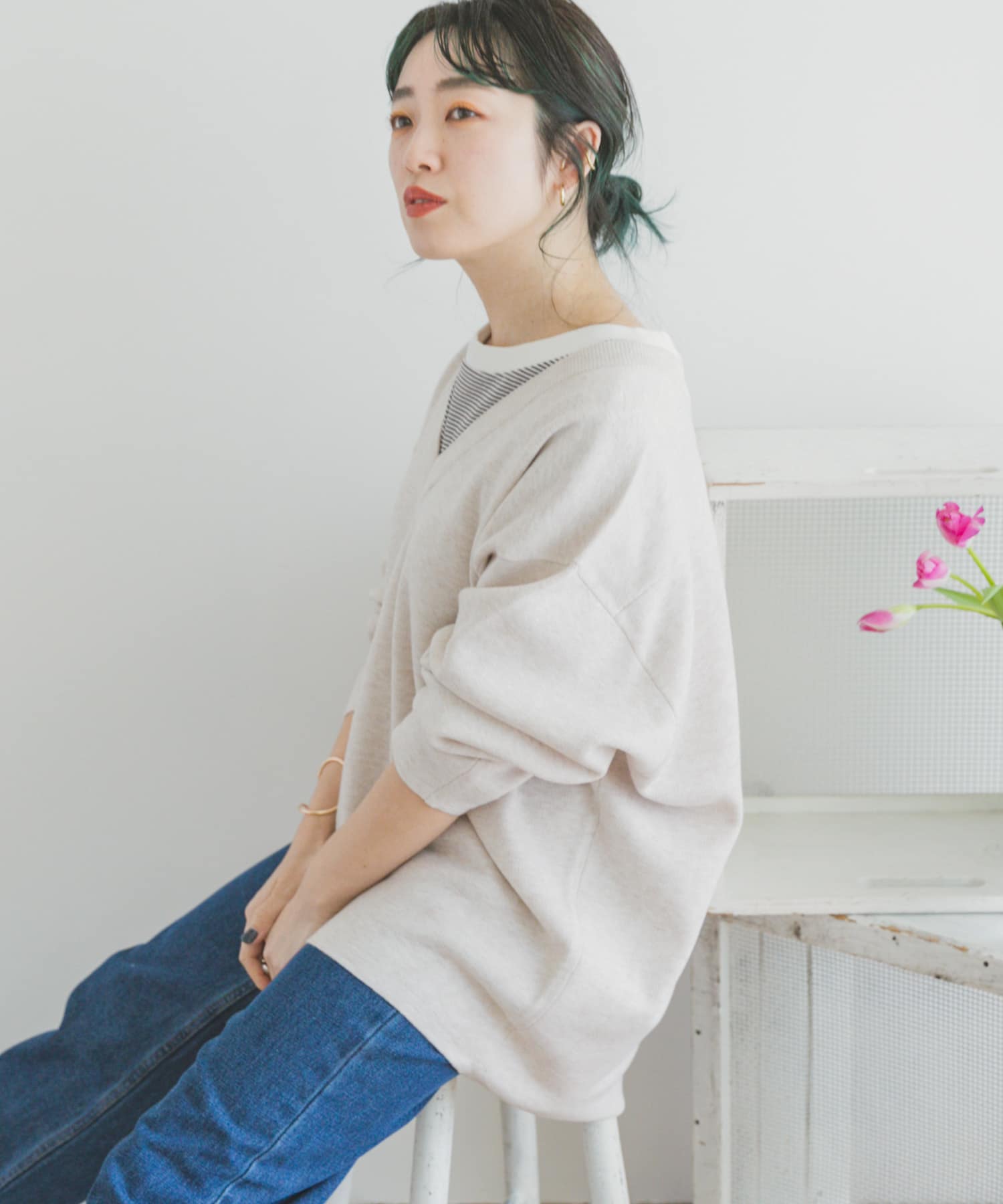 ルーズVネックニットプルオーバー[IT34-22A002]｜URBAN RESEARCH公式