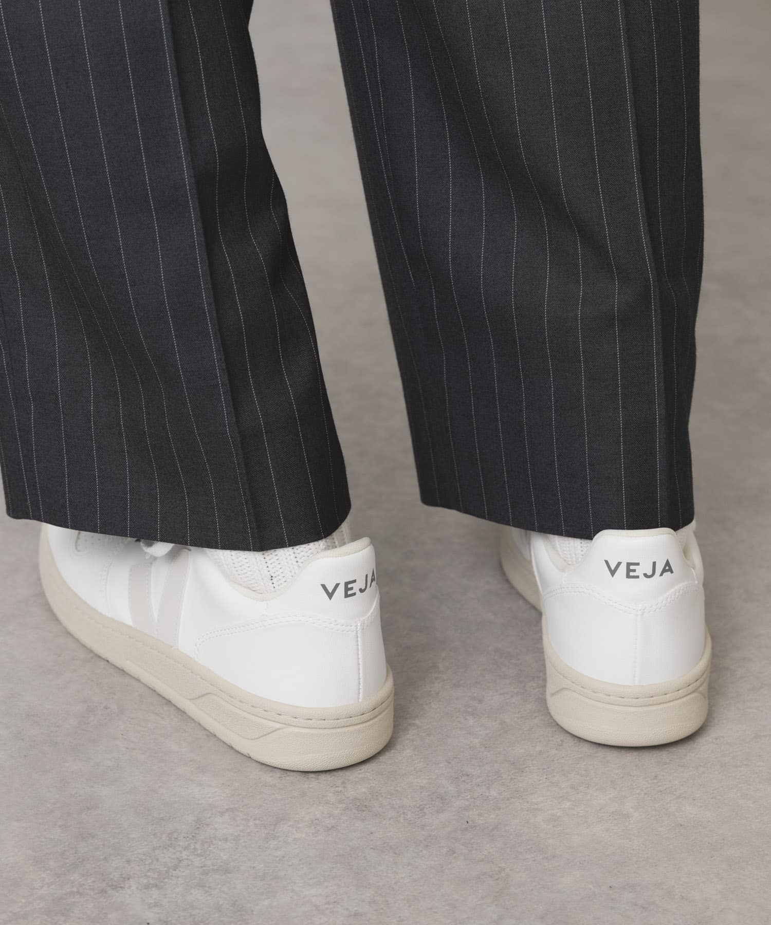 veja V-10 FULL WHITE[VJVX072892-T37]｜URBAN RESEARCH公式