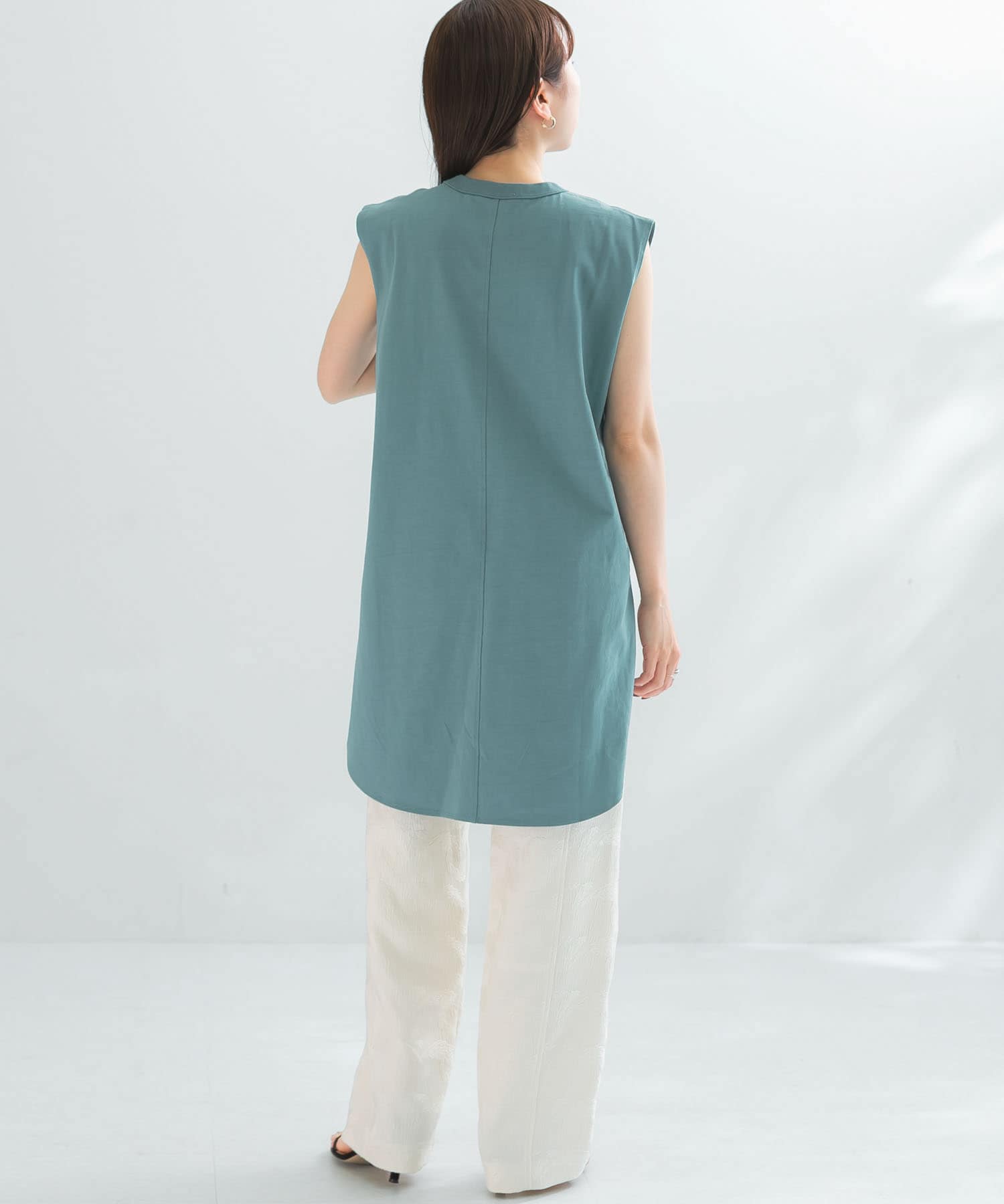 ATON ROUND HEM TANK TOP[KKAGSM0032-RL35]｜URBAN RESEARCH公式