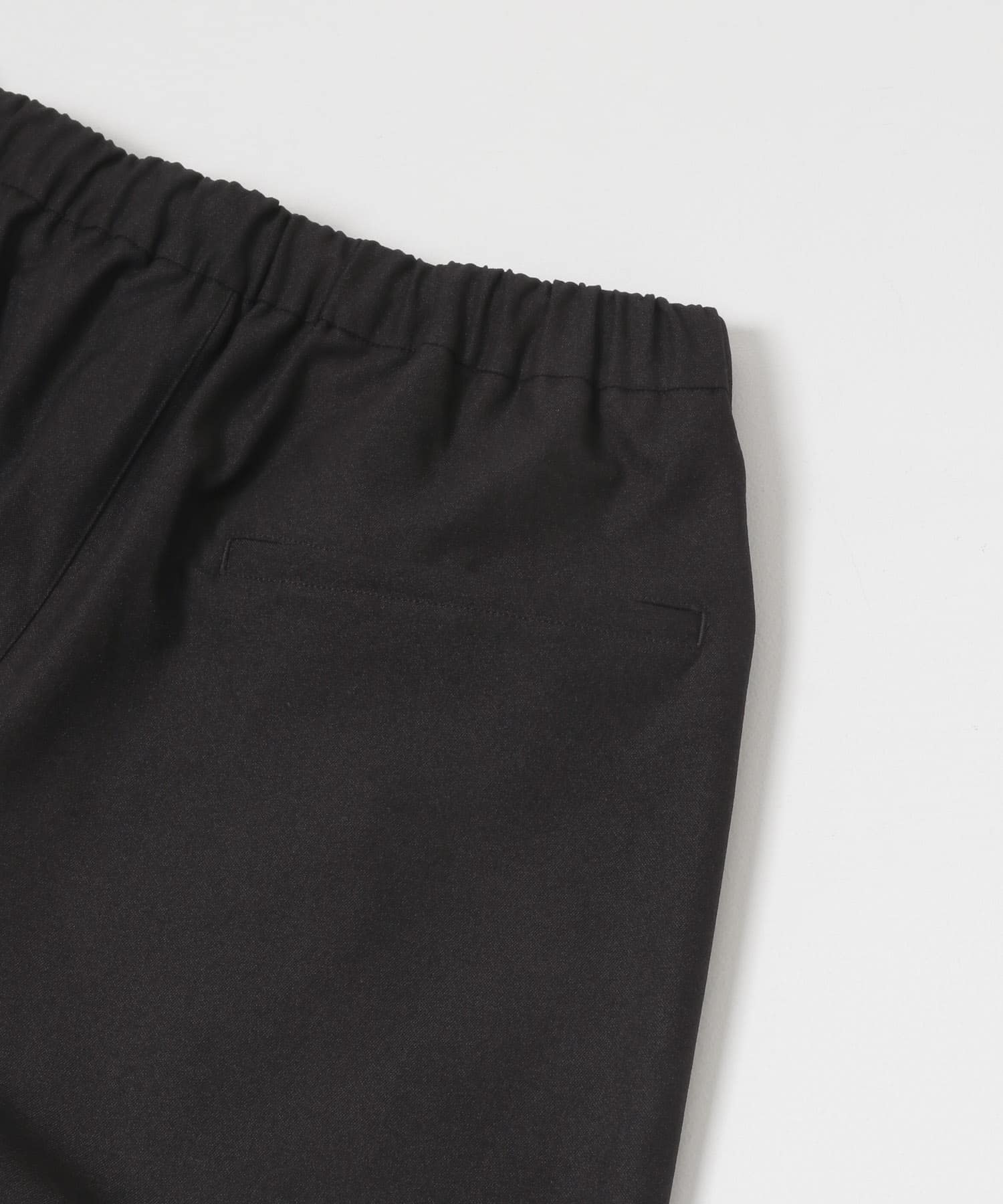 UNTRACE TAPERED STRETCH TRACK PANTS[UN-013-BSM34]｜URBAN RESEARCH