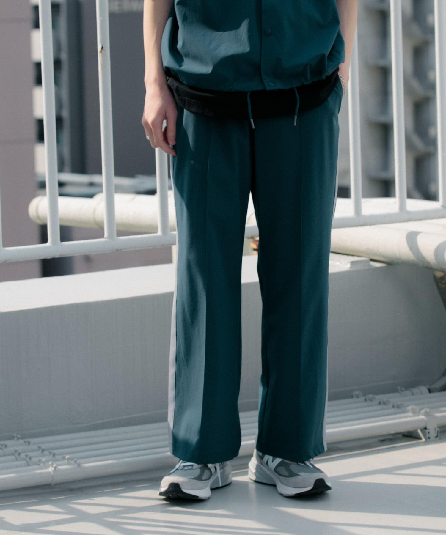 ZARA 流し入れ サイドラインパンツ サイズM
