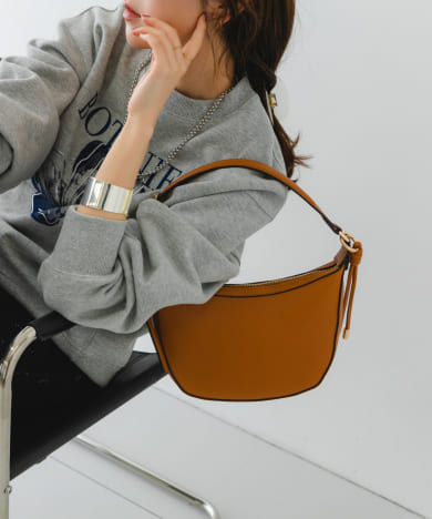 ワンハンドルムーンバッグ