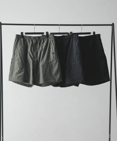 DAIWA PIER39　TECH WIND SHELL SHORTS