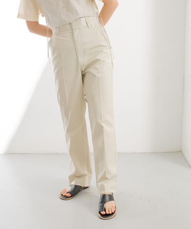 センタープレススタンダードパンツ