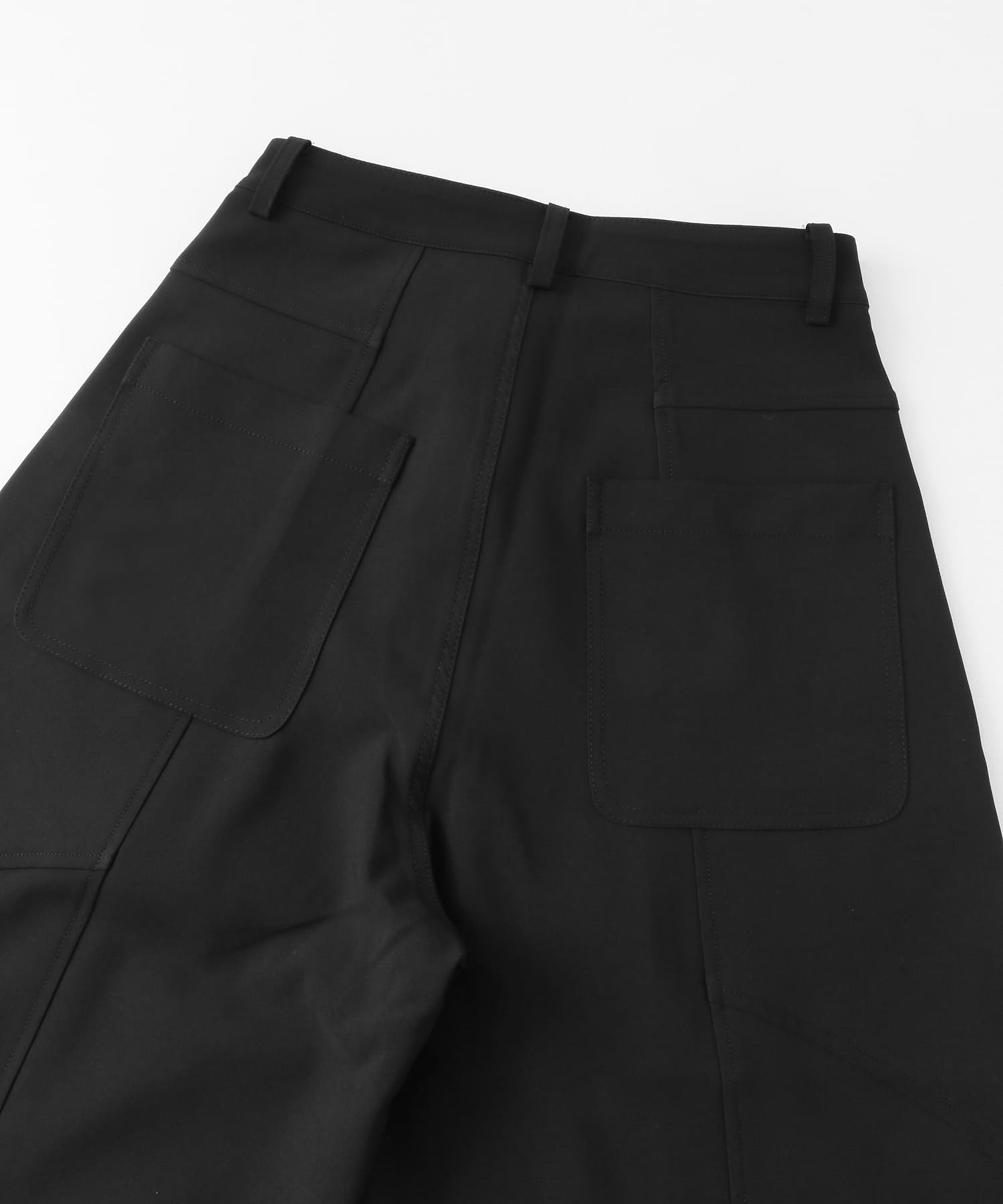 コクーンシルエットボリュームパンツ[KB36-24V030]｜URBAN RESEARCH