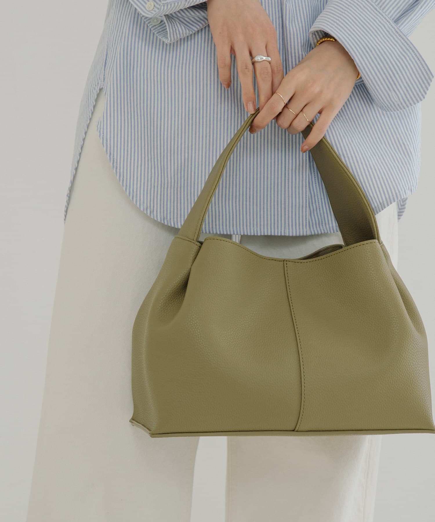 Smooth leather tote bag clearance other stories
