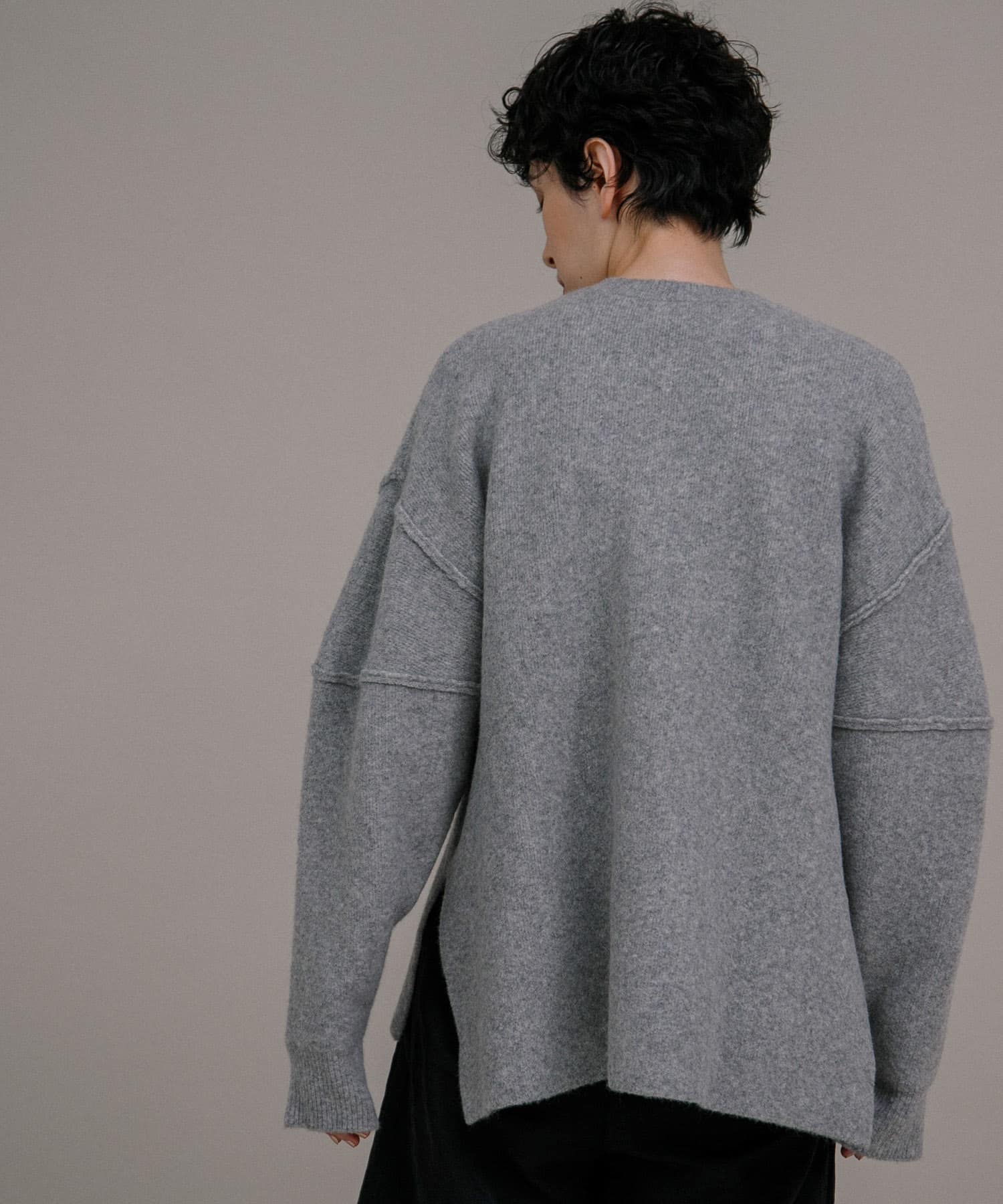 FUWAFUWA V-NECK KNIT[WB37-22N018]｜URBAN RESEARCH公式ファッション通販