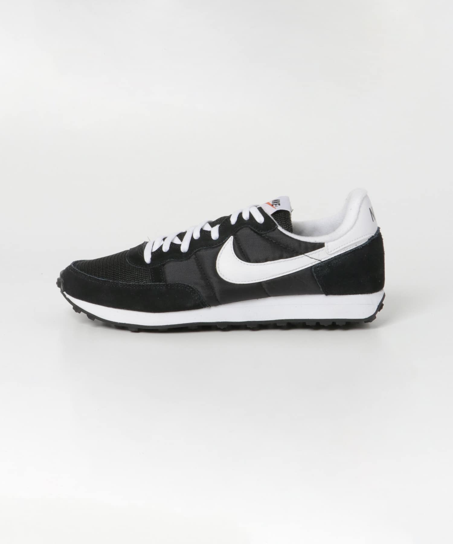 Nike Challenger Og Cw7645 Dm06 Urban Research公式ファッション通販 Nike Challenger Og Cw7645 Dm06 Urban Research公式ファッション通販