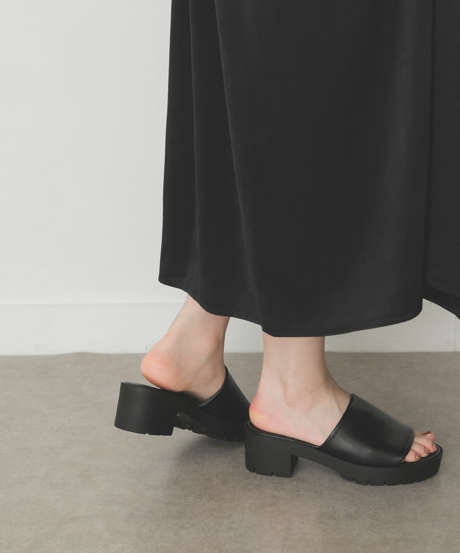 MADE IN JAPAN』厚底ストレッチサンダル[XX25-2HU3501]｜URBAN 