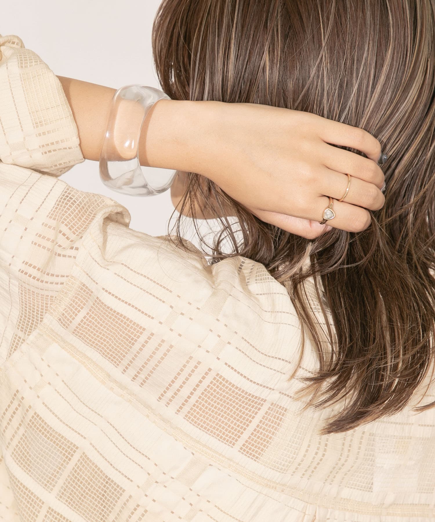 リラ Lilas 《追加》2.5パイプC型バングルワイド K10 （ゴールド