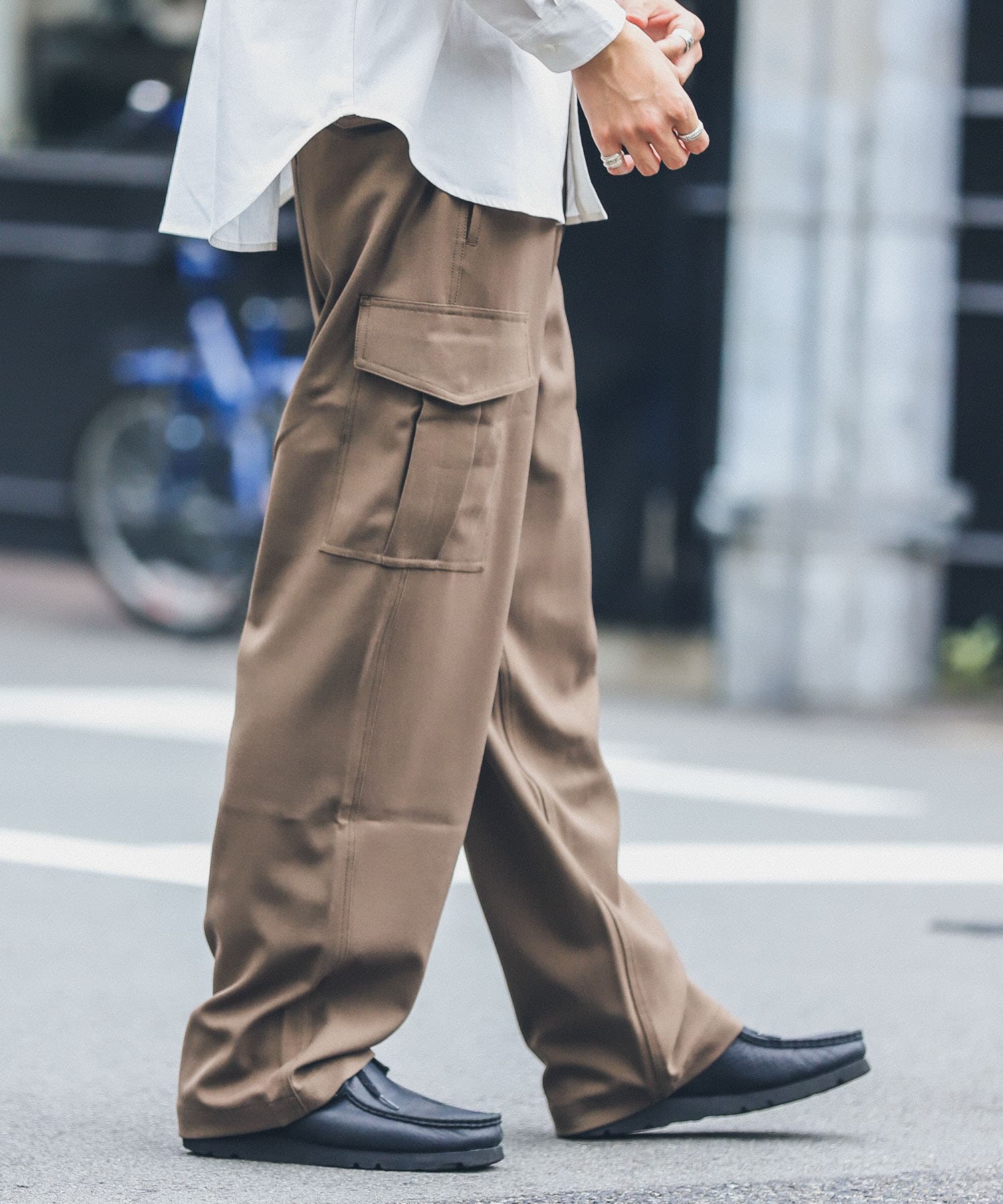 カーゴパンツ　ワイドパンツ　カジュアル　ミリタリーカーゴパンツ