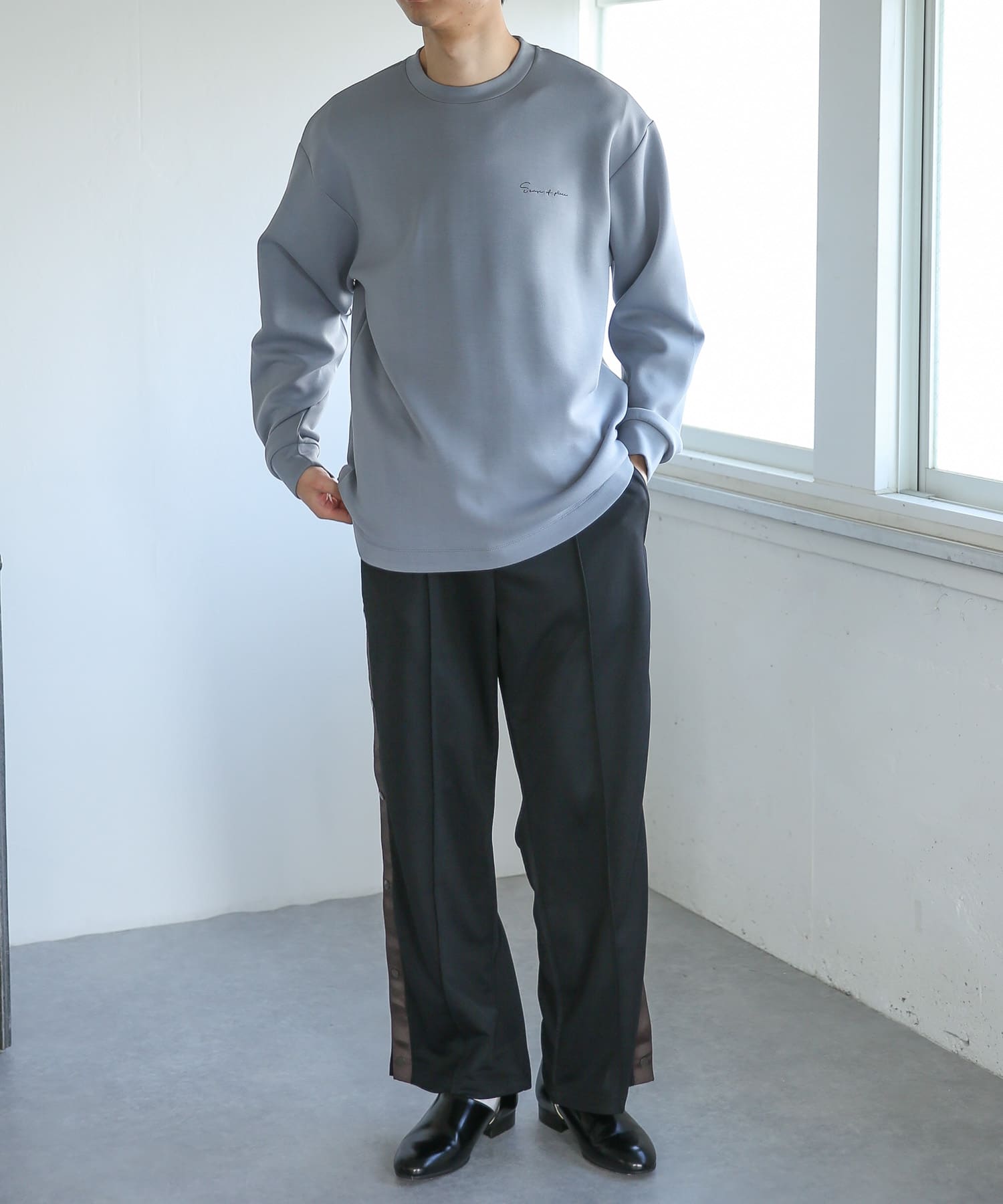サイドライントラックパンツ[AA34-14A020]｜URBAN RESEARCH公式