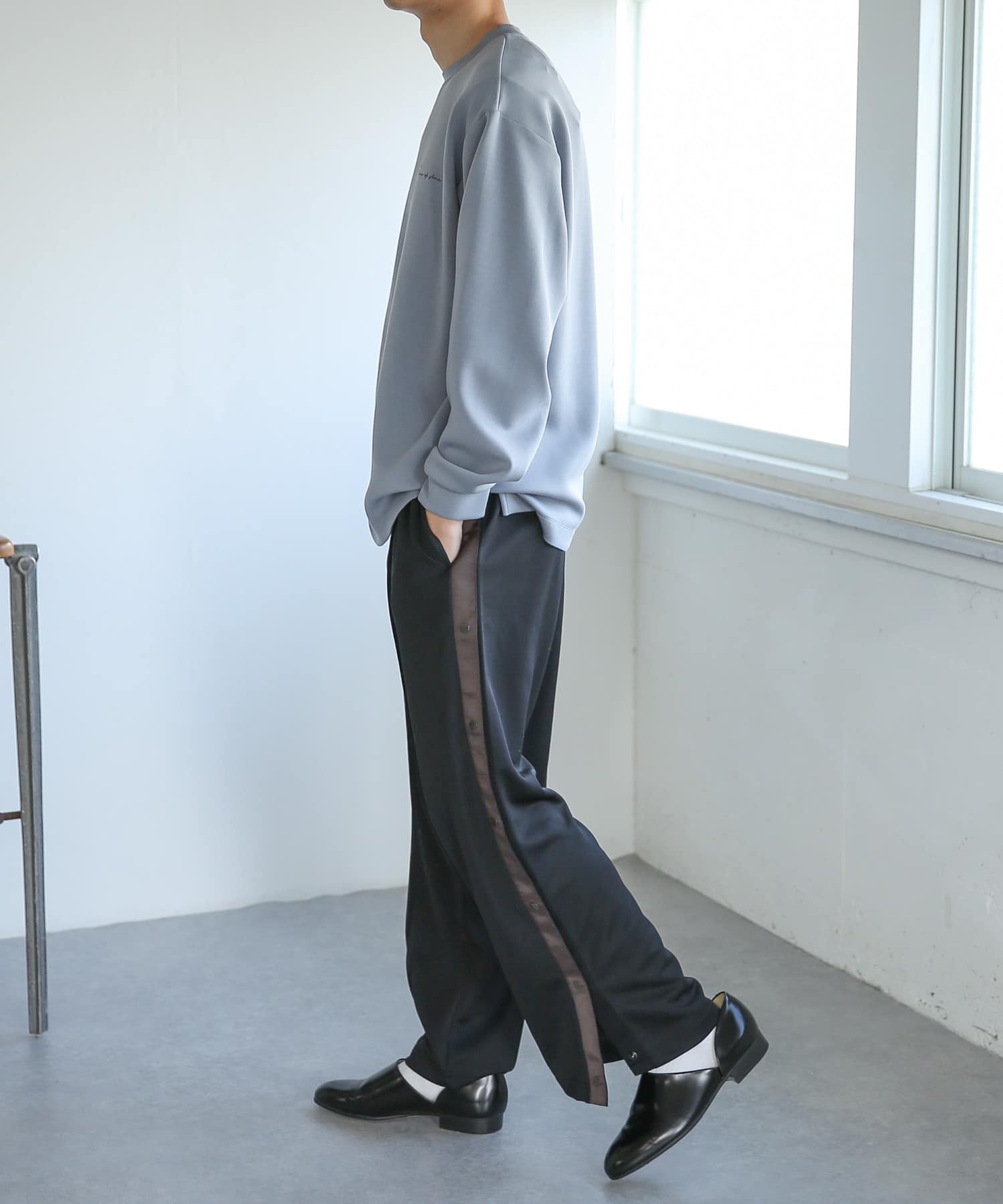 サイドライントラックパンツ[AA34-14A020]｜URBAN RESEARCH公式
