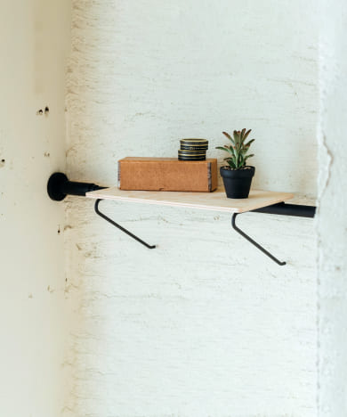 DRAW A LINE　Shelf A BK