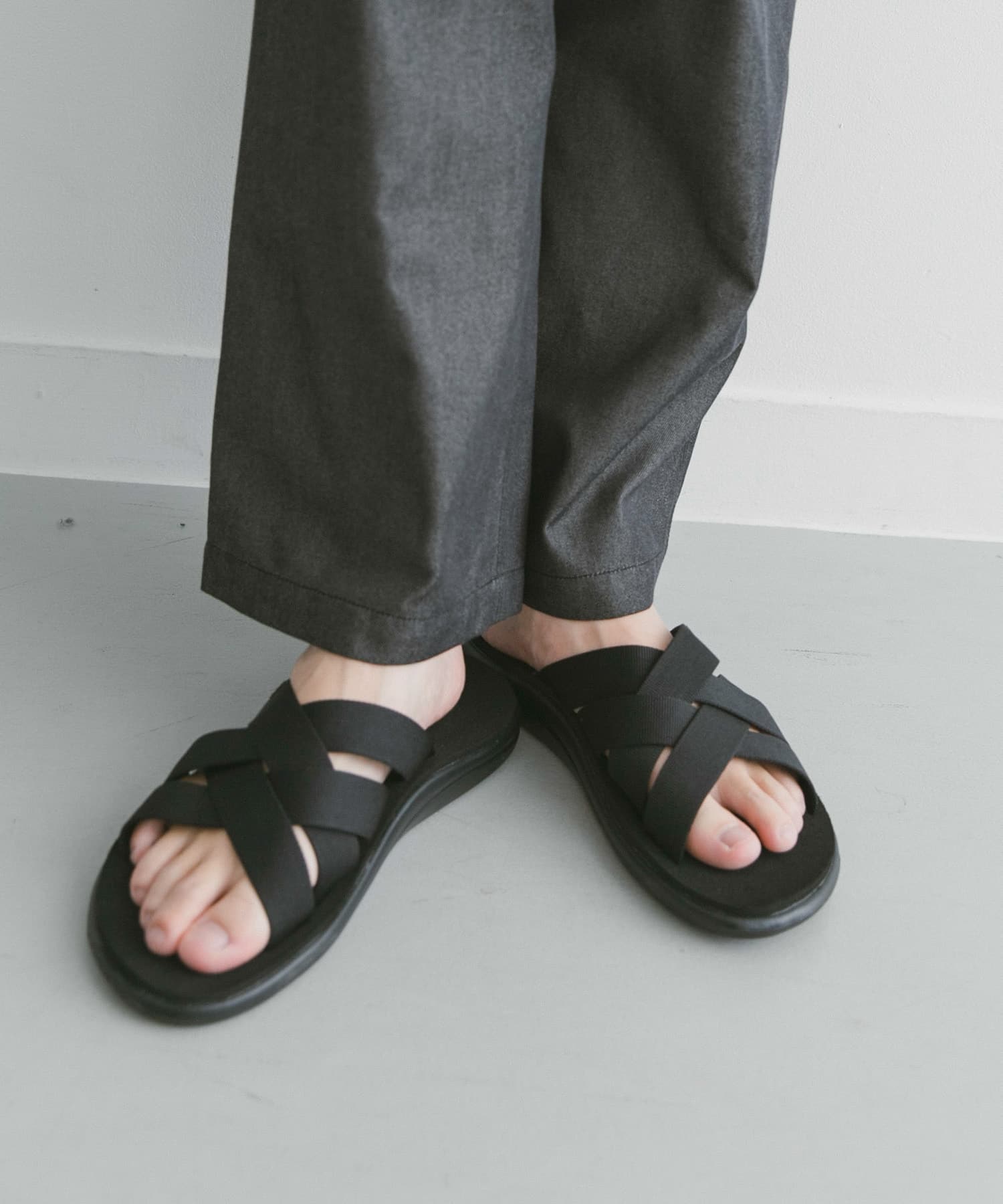 Teva VOYA SLIDE[1099272B-DM35]｜URBAN RESEARCH公式