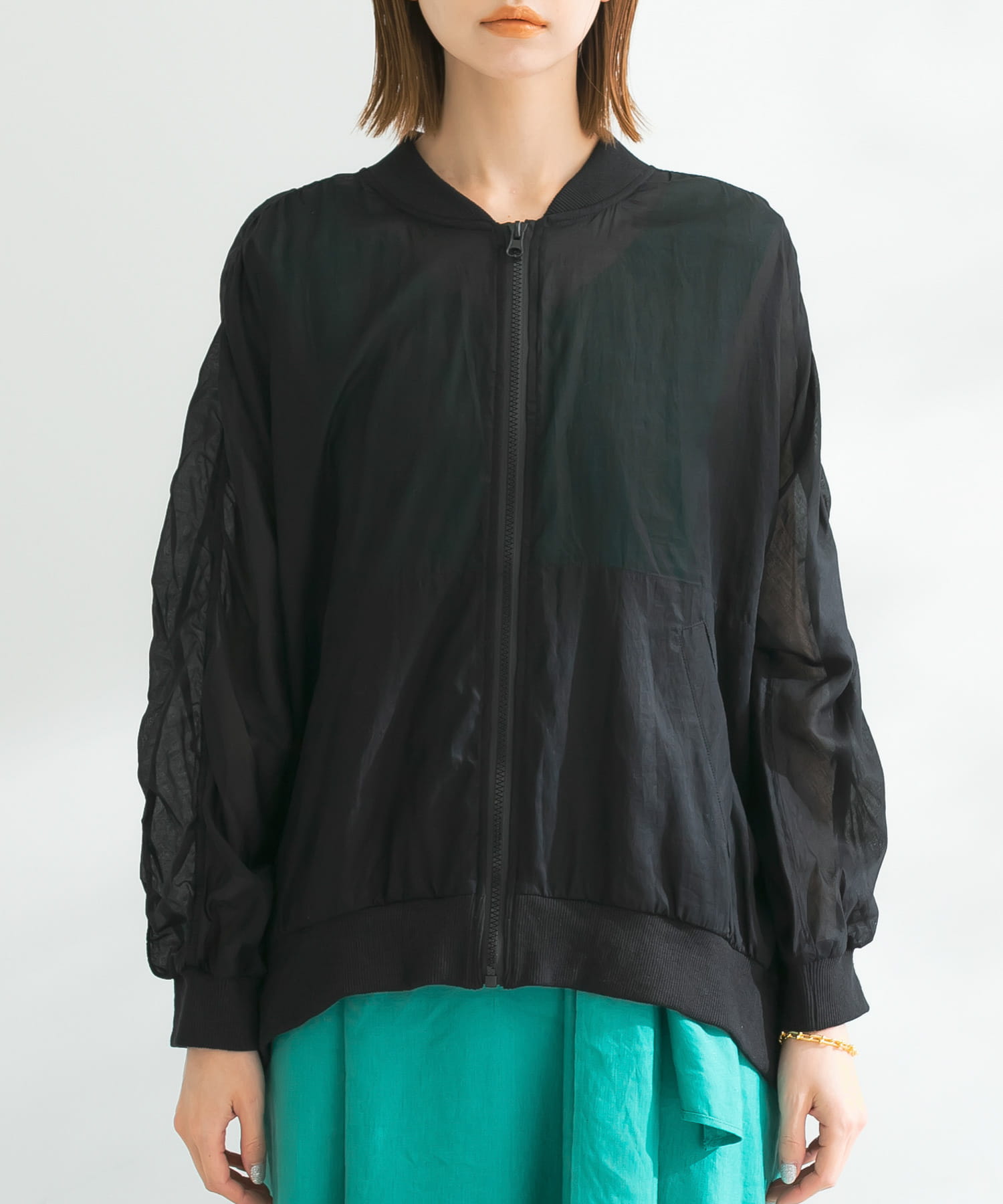TORRAZZO DONNA ギャザースリーブMA-1[6232-506-RL35]｜URBAN RESEARCH