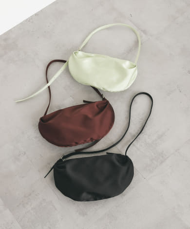 サテンミニショルダーBAG