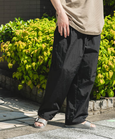 OUTDOOR EXCHANGE ナイロンパンツ