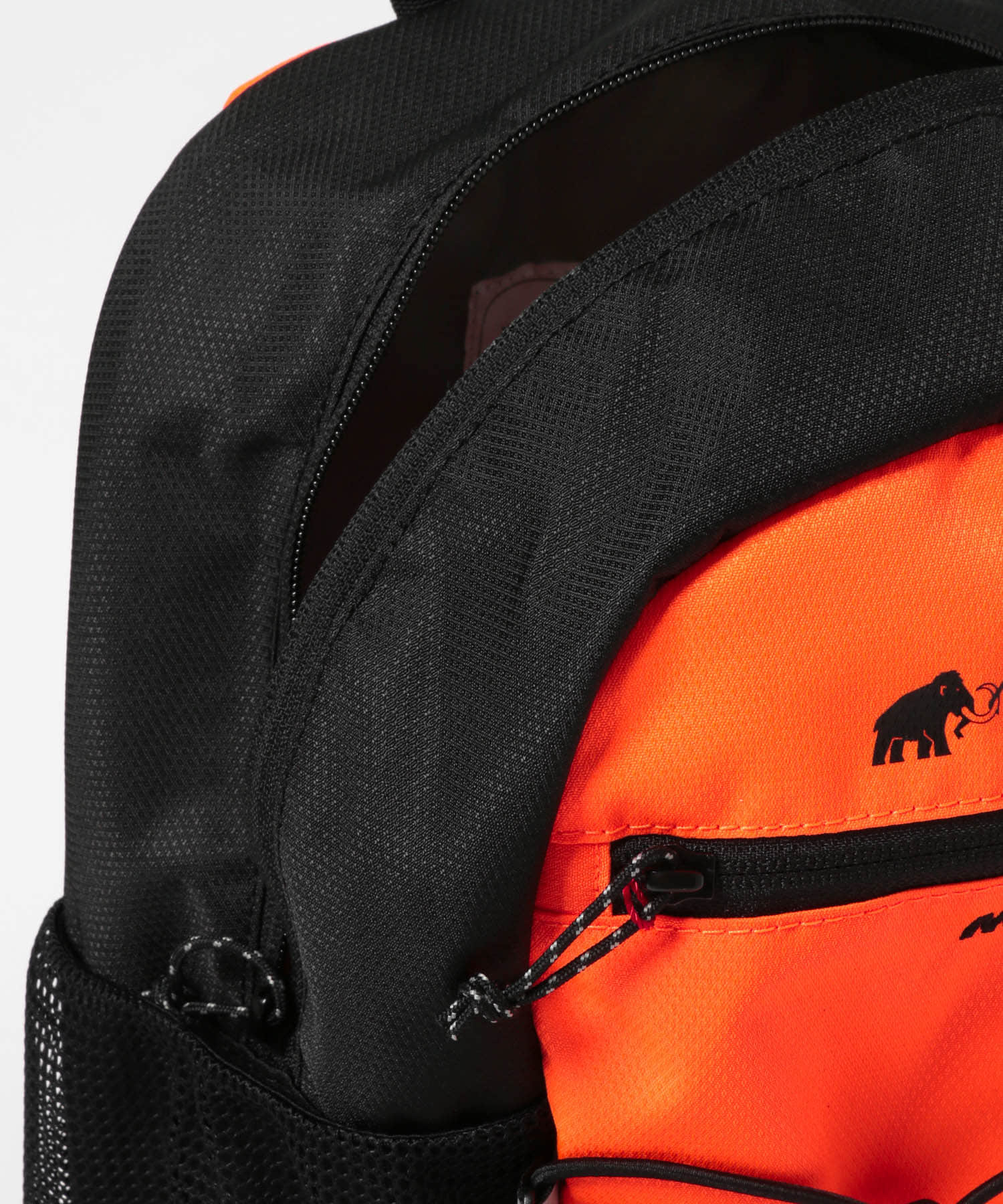 Mammut First Zip 16l Kids 2510 Dk04 Urban Research公式ファッション通販 Mammut First Zip 16l Kids 2510 Dk04 Urban Research公式ファッション通販