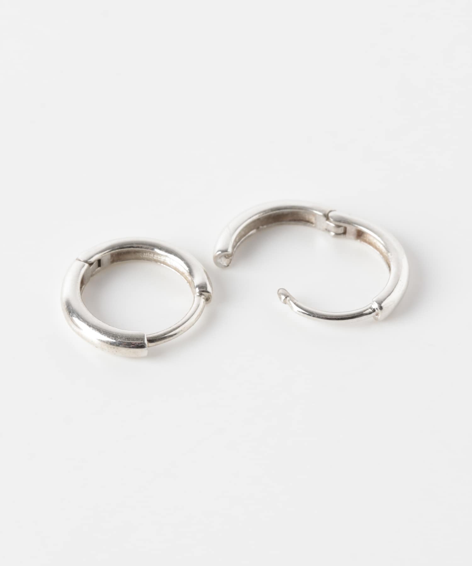 silver925ミニフープピアス[SM06-2LF075]｜URBAN RESEARCH公式 