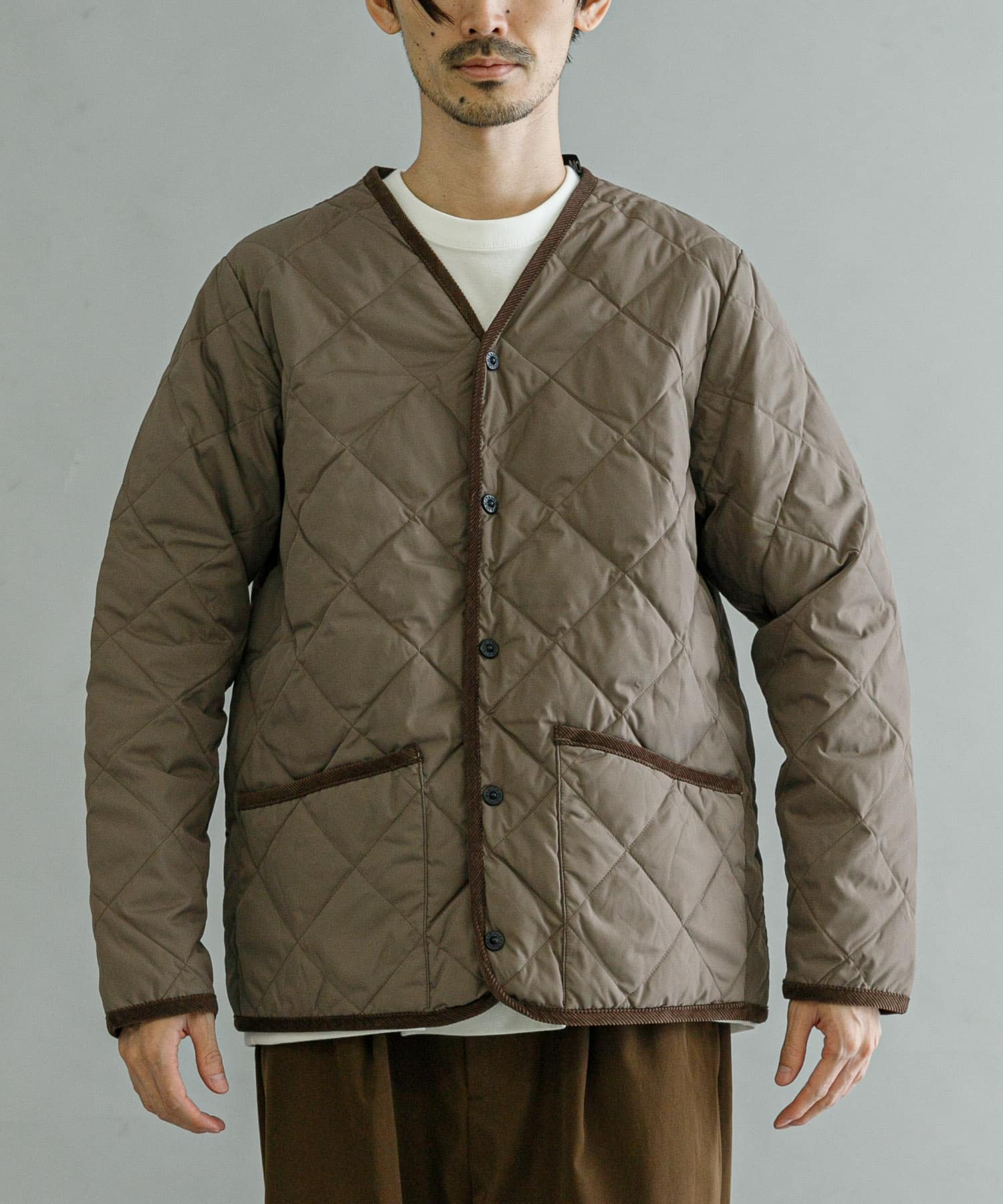 TAION PIPING V-NECK DOWN CARDIGAN[TAION-101CIUM37]｜URBAN RESEARCH