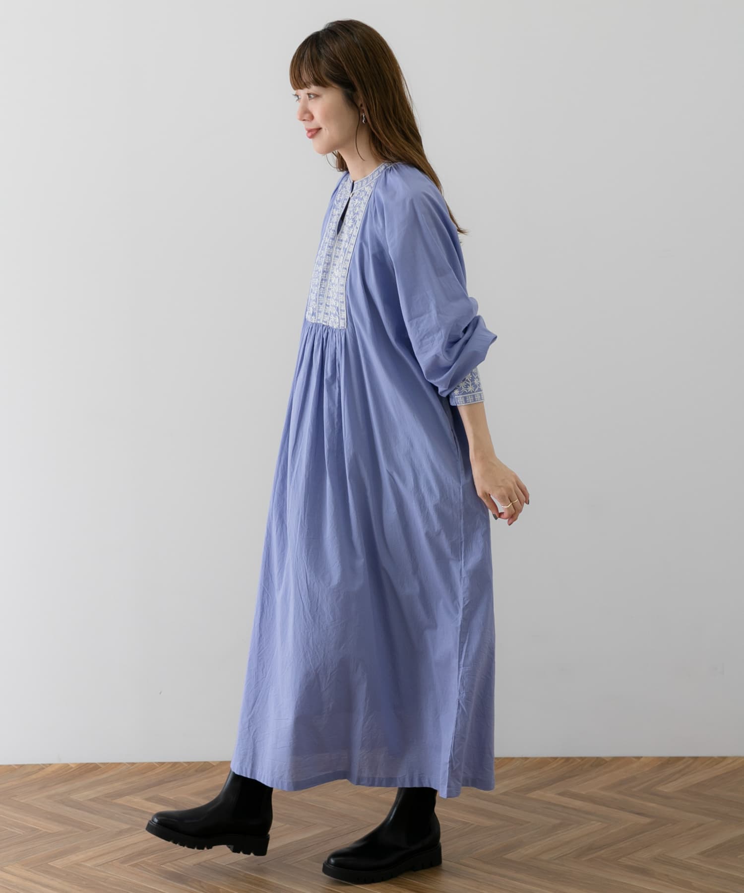 コットンエンブロイダリーヨークワンピース[LA36-26R603]｜URBAN