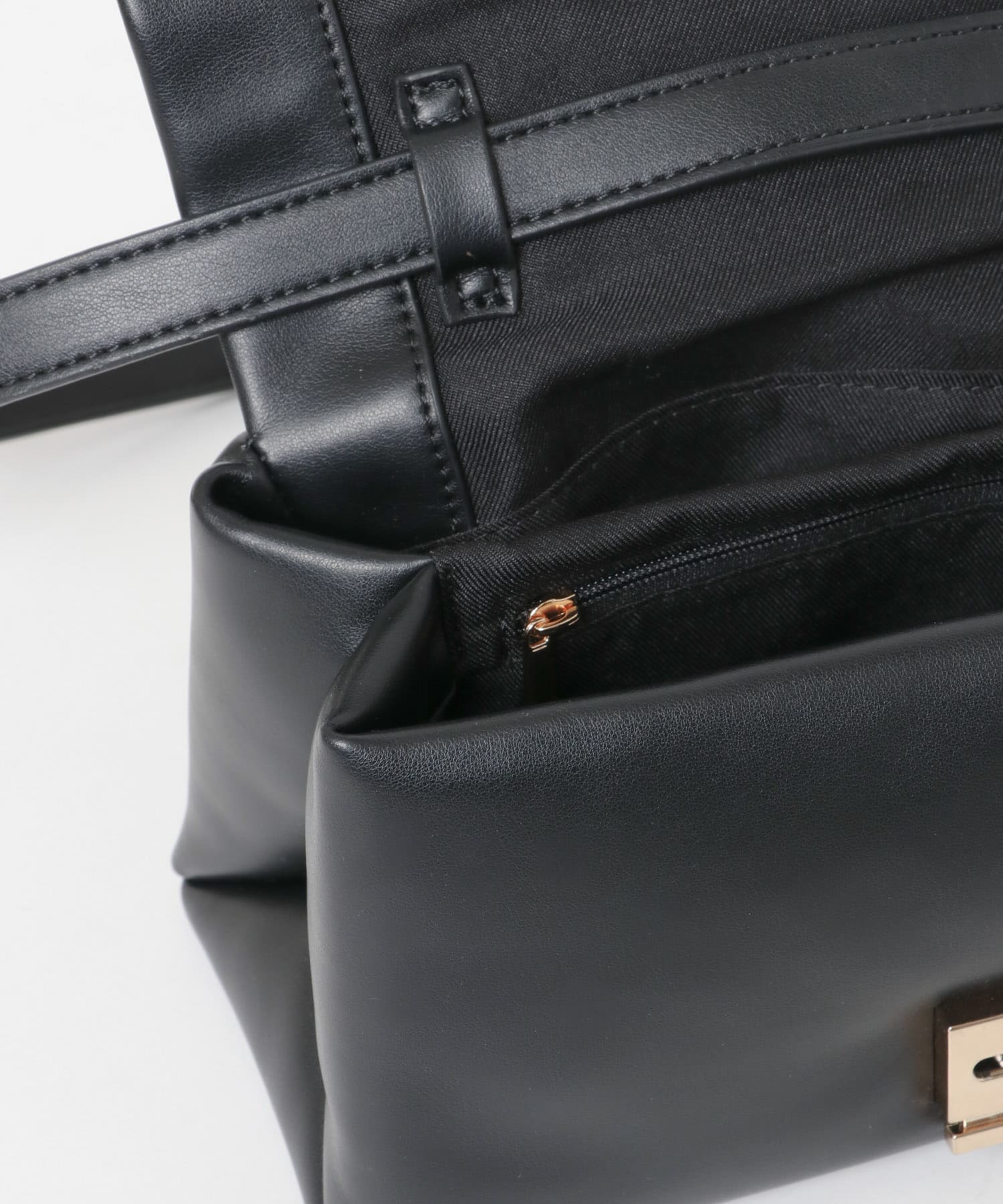 WEB限定』ふっくらショルダーバッグ[XX36-2AW0310]｜URBAN RESEARCH