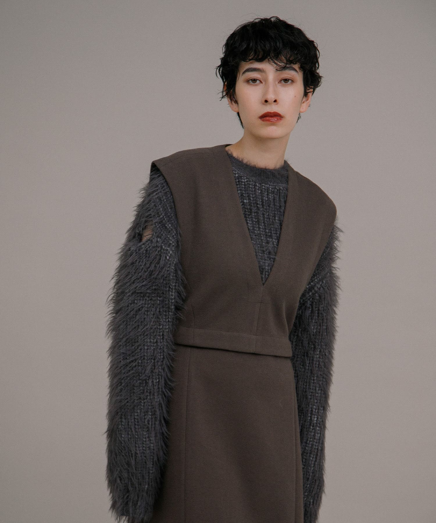 SHOULDER SLIT SHAGGY KNIT[WB37-22N023]｜URBAN RESEARCH公式