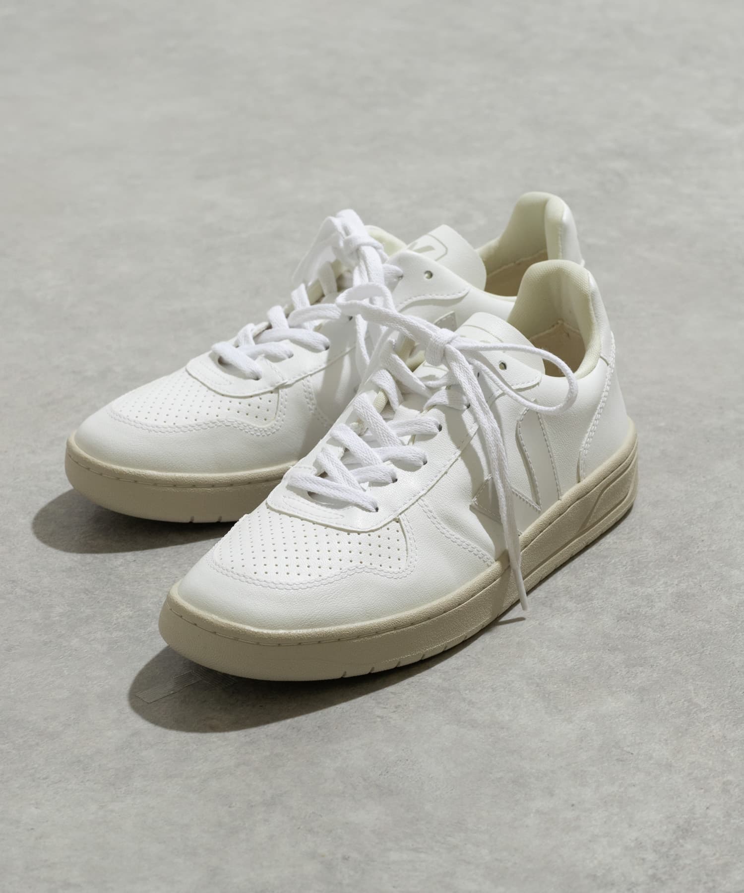 veja V-10 FULL WHITE[VJVX072892-T45]｜URBAN RESEARCH公式