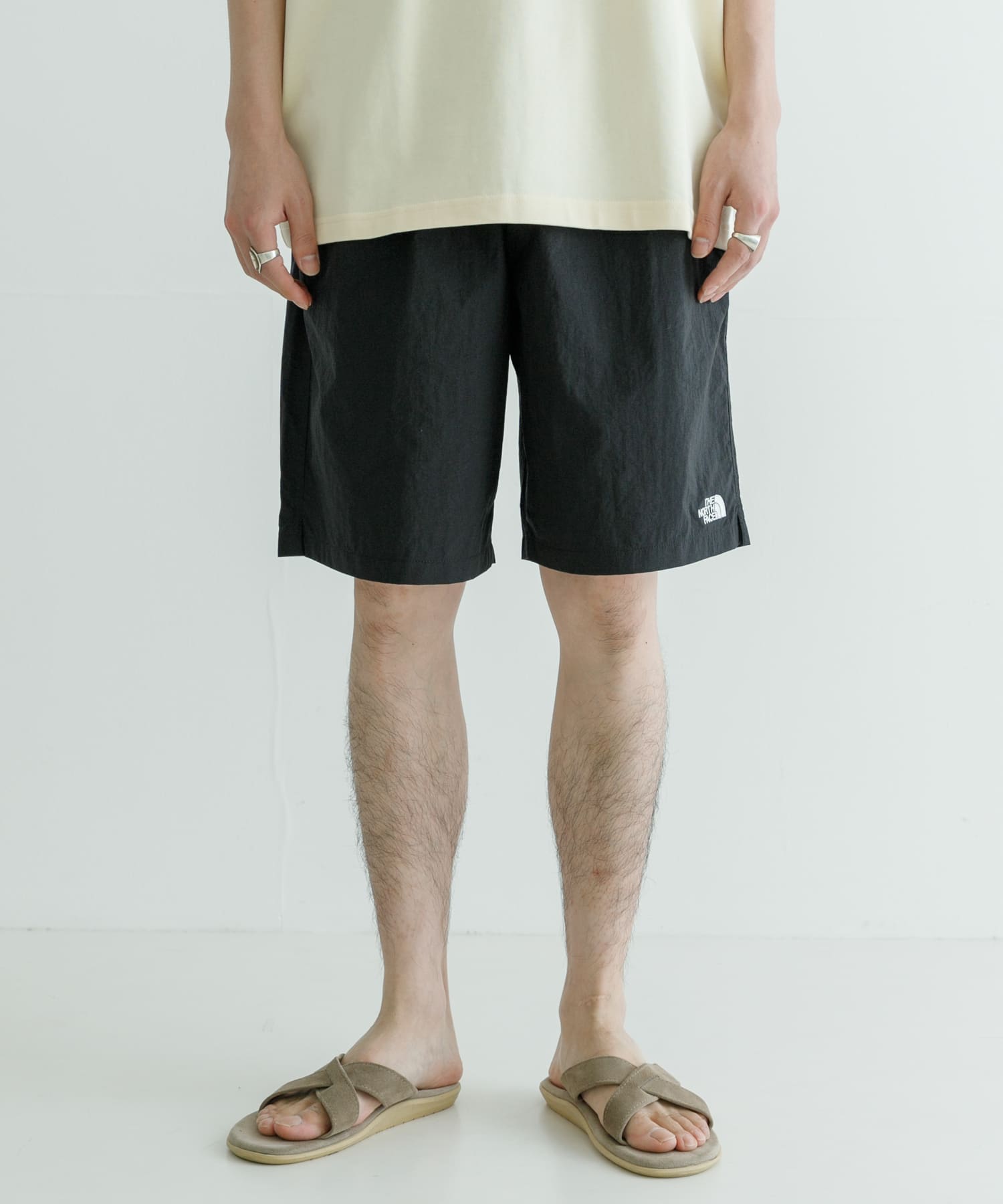 THE NORTH FACE Versatile Mid[UM45-NB42331]｜URBAN RESEARCH
