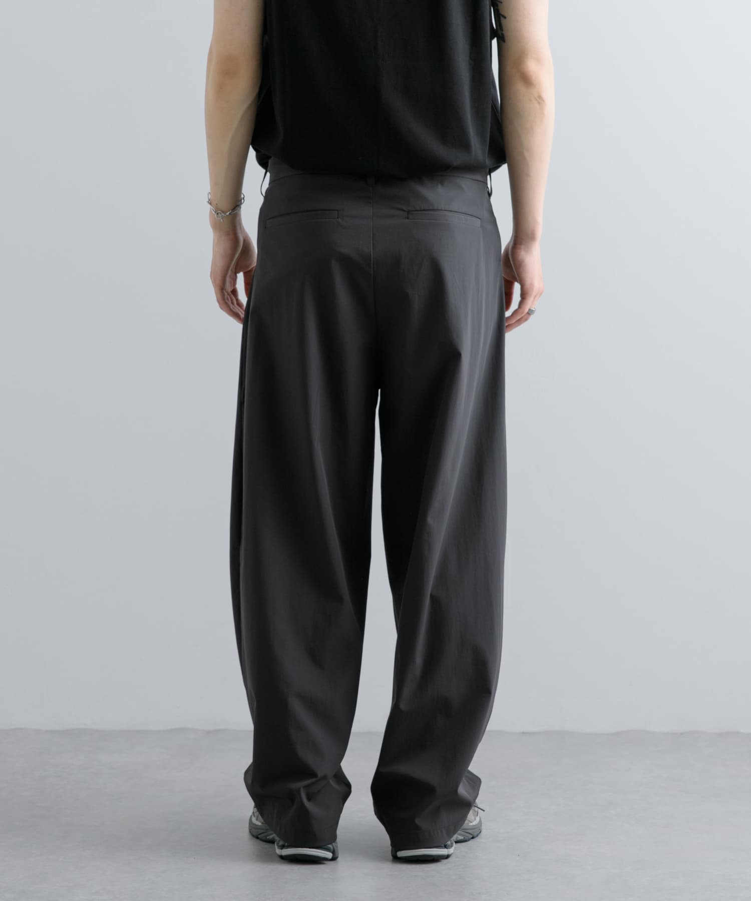 Uiscel 4WAYストレッチ2タックワイドパンツ[AU45-14D103]｜URBAN