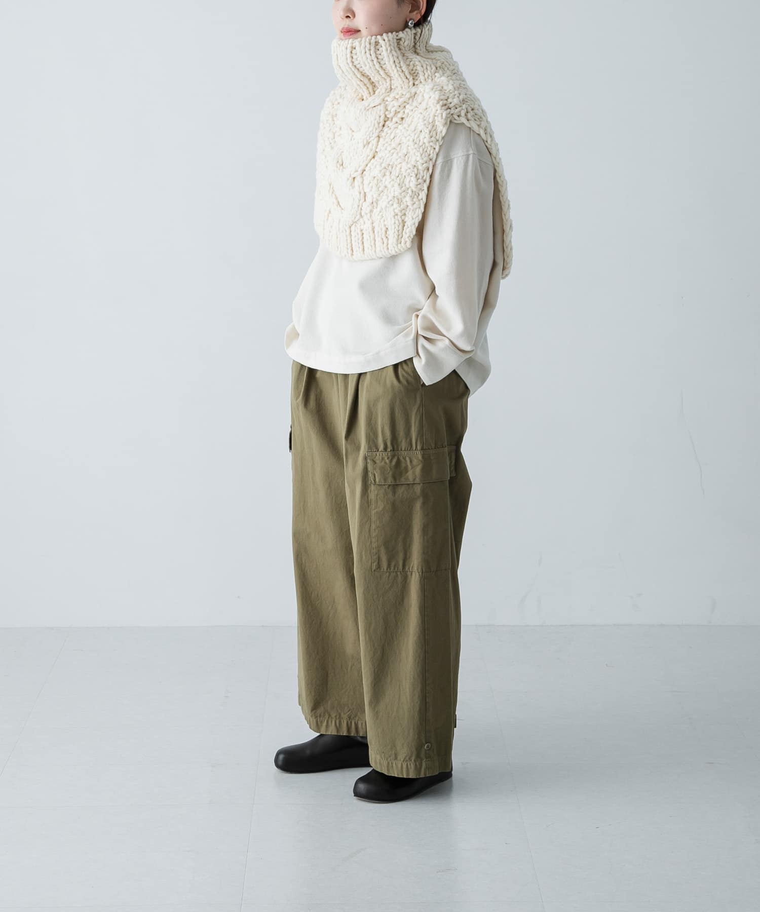 かぐれ　ペルーショルダーニットウォーマー　ivory かぐれペルーショルダーニットウォーマーivory