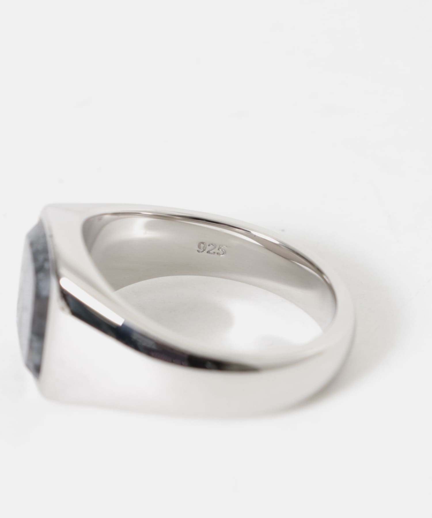 Kay Ring Larvikite - Tom Wood Project Official Online Store