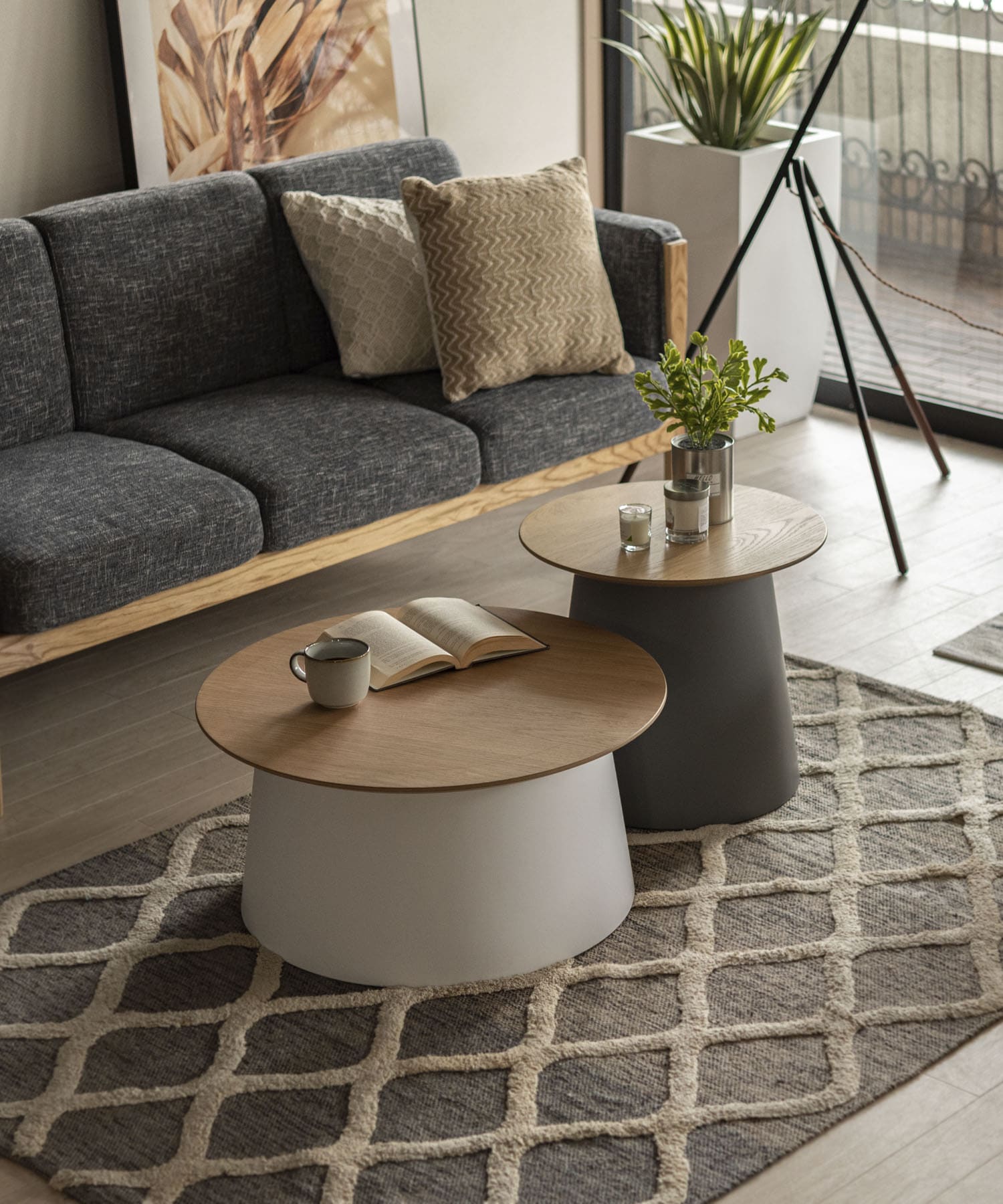 UR FURNITURE ラウンドテーブルL[URF-AZPT-991WH]｜URBAN RESEARCH公式