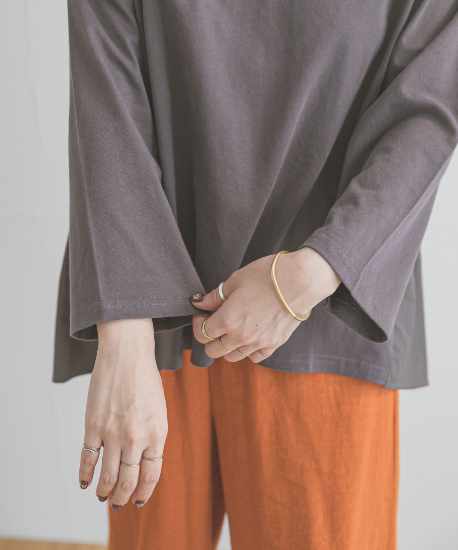 バックギャザーロングTシャツ[IT26-21A005]｜URBAN RESEARCH公式ファッション通販