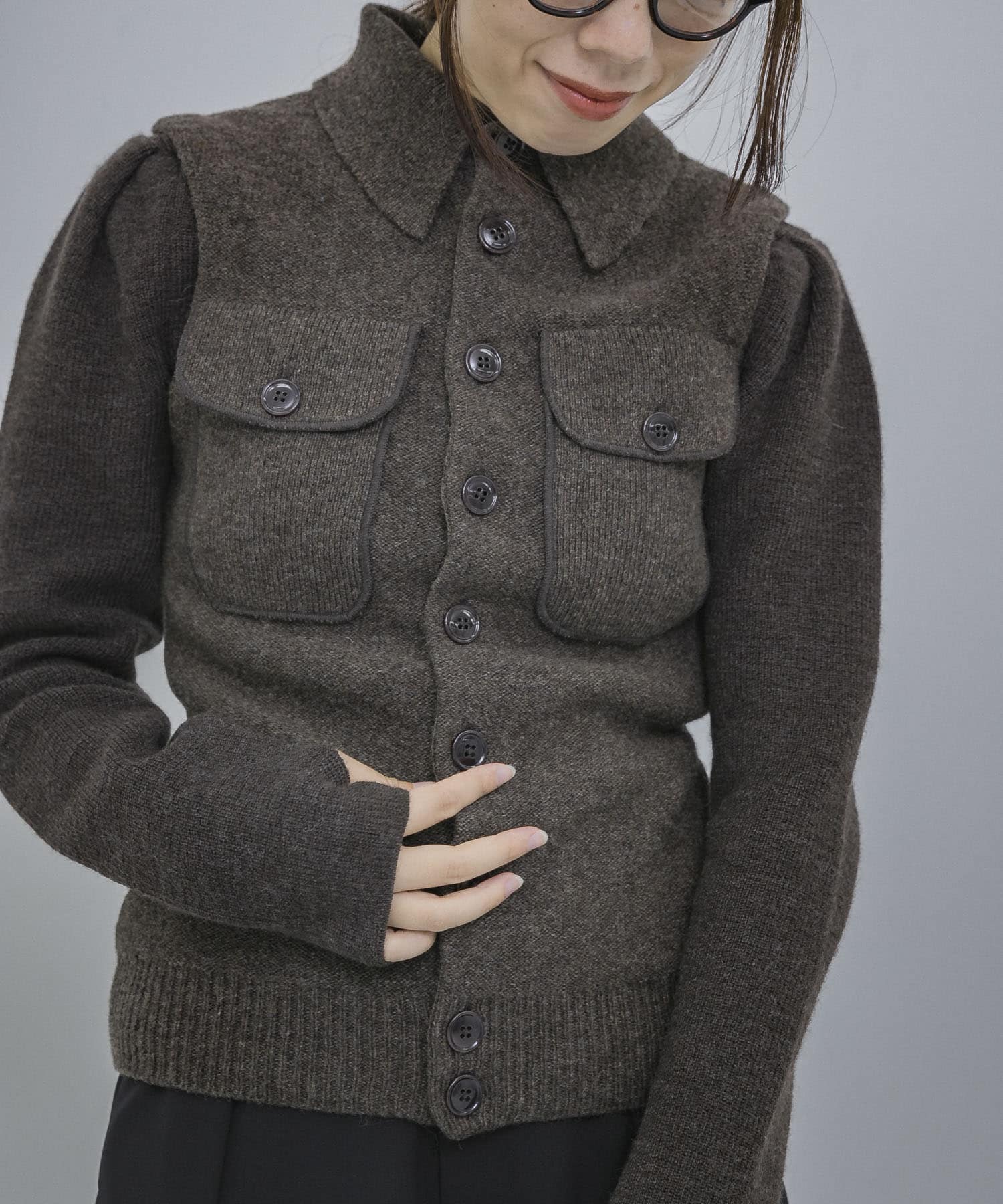 LEMAIRE SLEEVELESS FITTED CARDIGAN[KN667LK107-UL26]｜URBAN