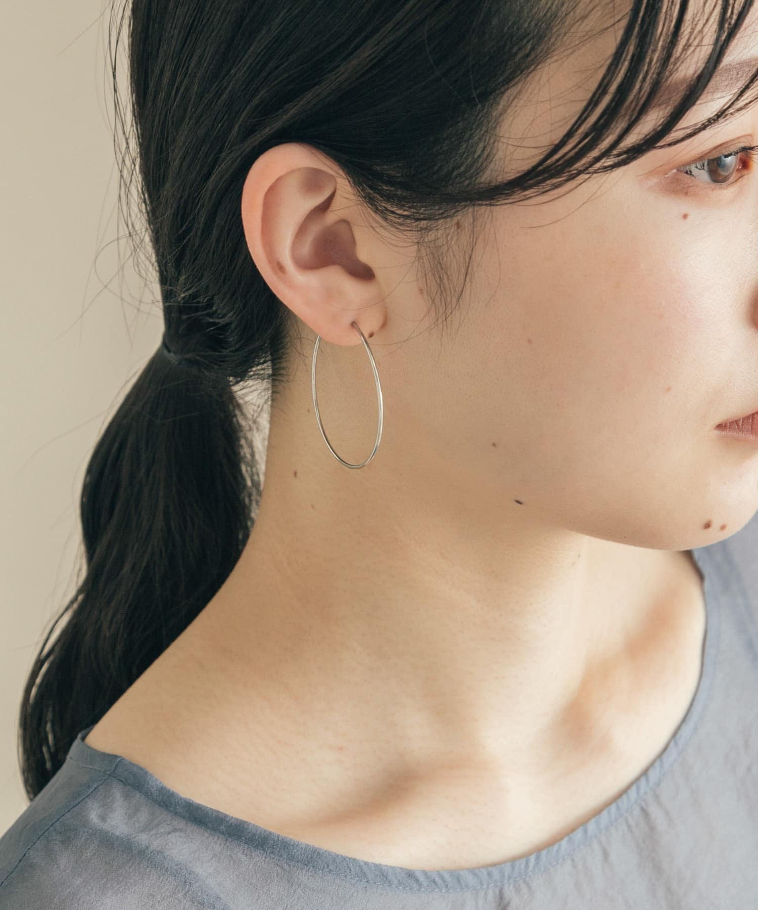 045P【オススメ❣】ドロップフープピアス フューシャピンク 雫 大人シンプル