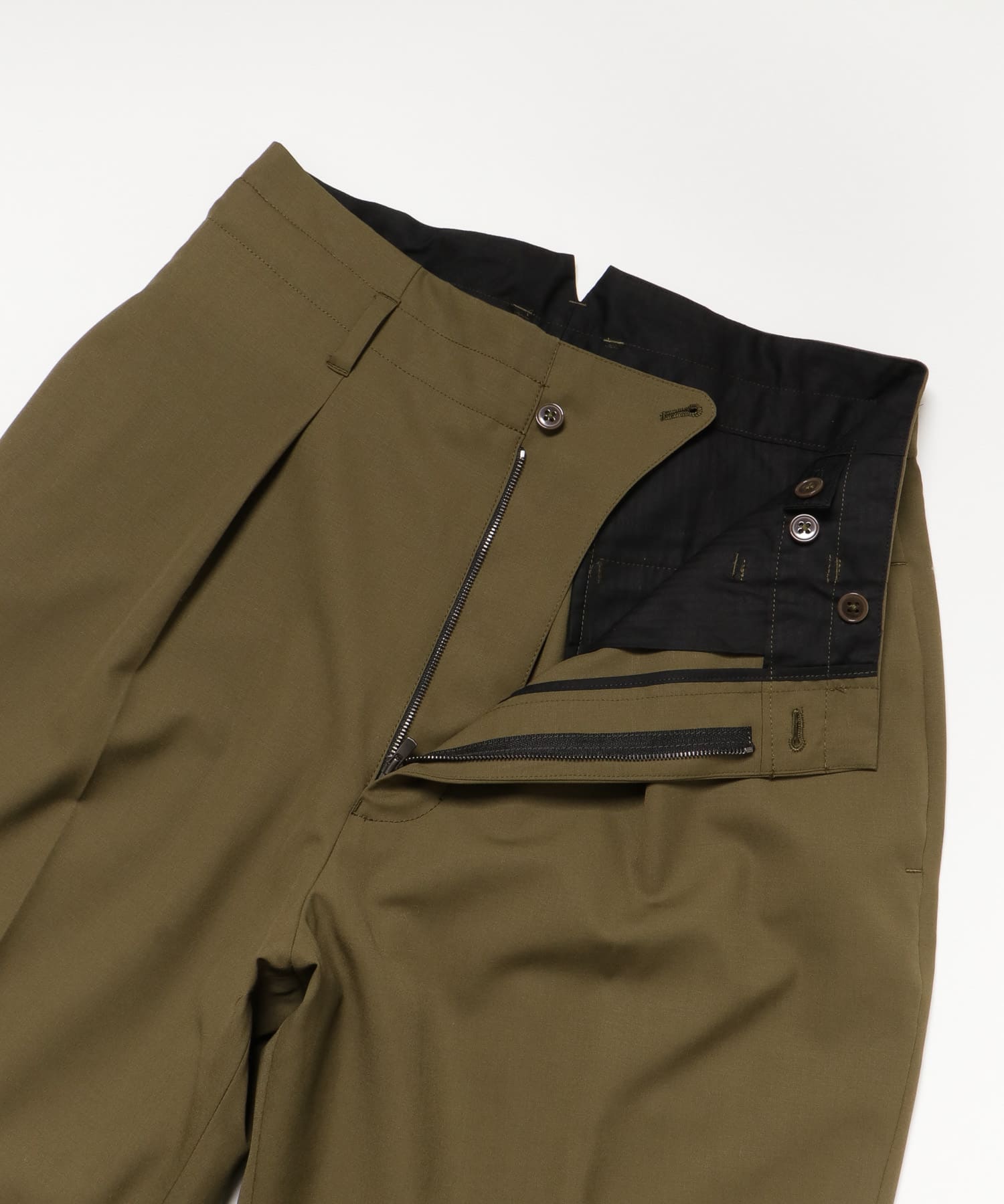 ZUBON One Tuck Wide Tapered[ZBN23SSP1-BSM34]｜URBAN RESEARCH公式