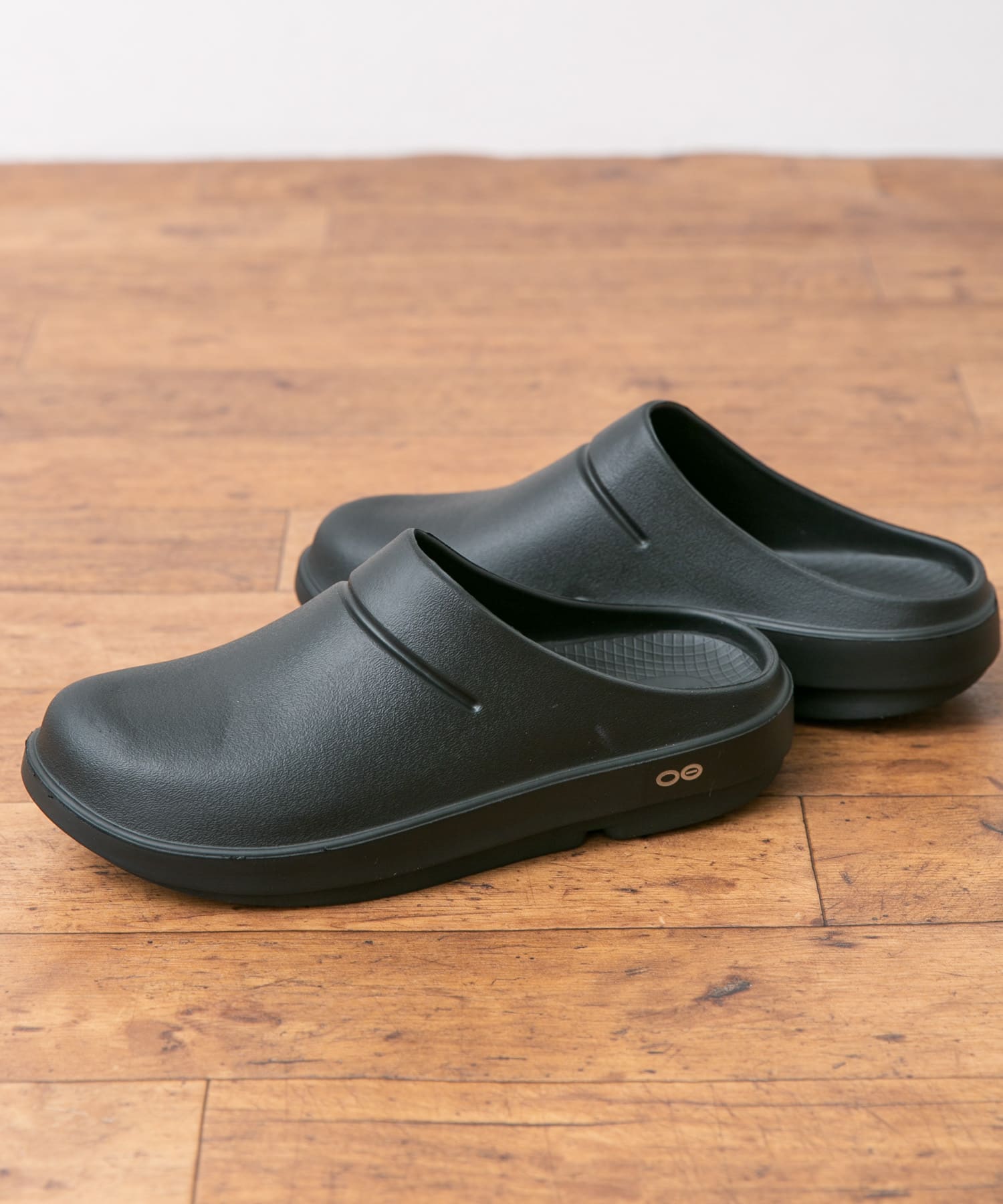 OOFOS Oocloog[DM45-200009]｜URBAN RESEARCH公式ファッション通販