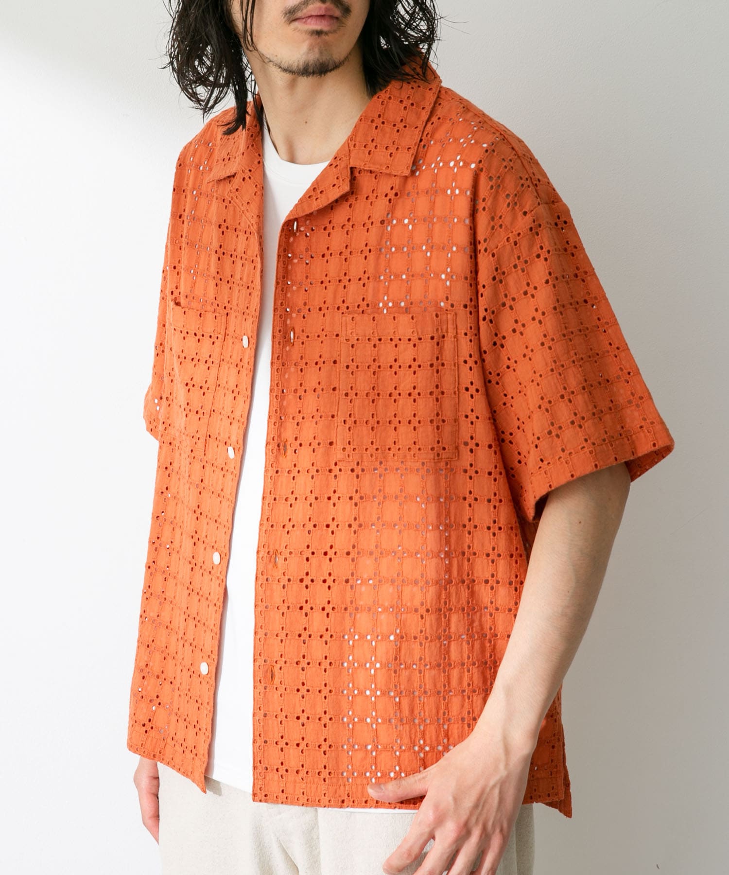 レース刺繍ショートスリーブシャツ[LA45-13S008]｜URBAN