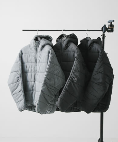 DAIWA PIER39　TECH REVERSIBLE CLIMBERS PUFF JACKET