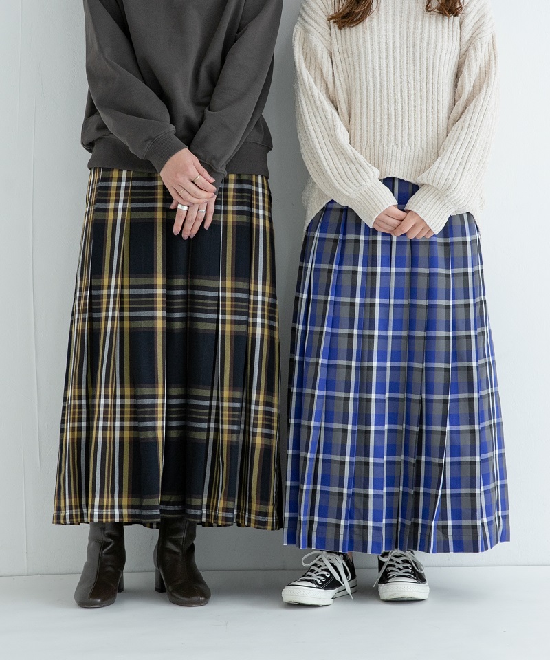 あなたはどっち派？毎年定番のチェックスカートが今年は2種類登場！