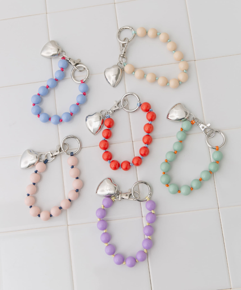 必需品をもっと私らしく！バッグやスマホを飾るキーチェーン＆チャーム
