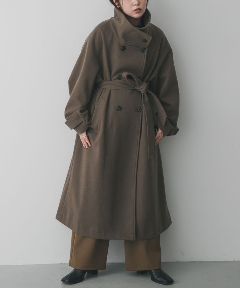 こなれ感を演出するロング・ミドル丈アウター