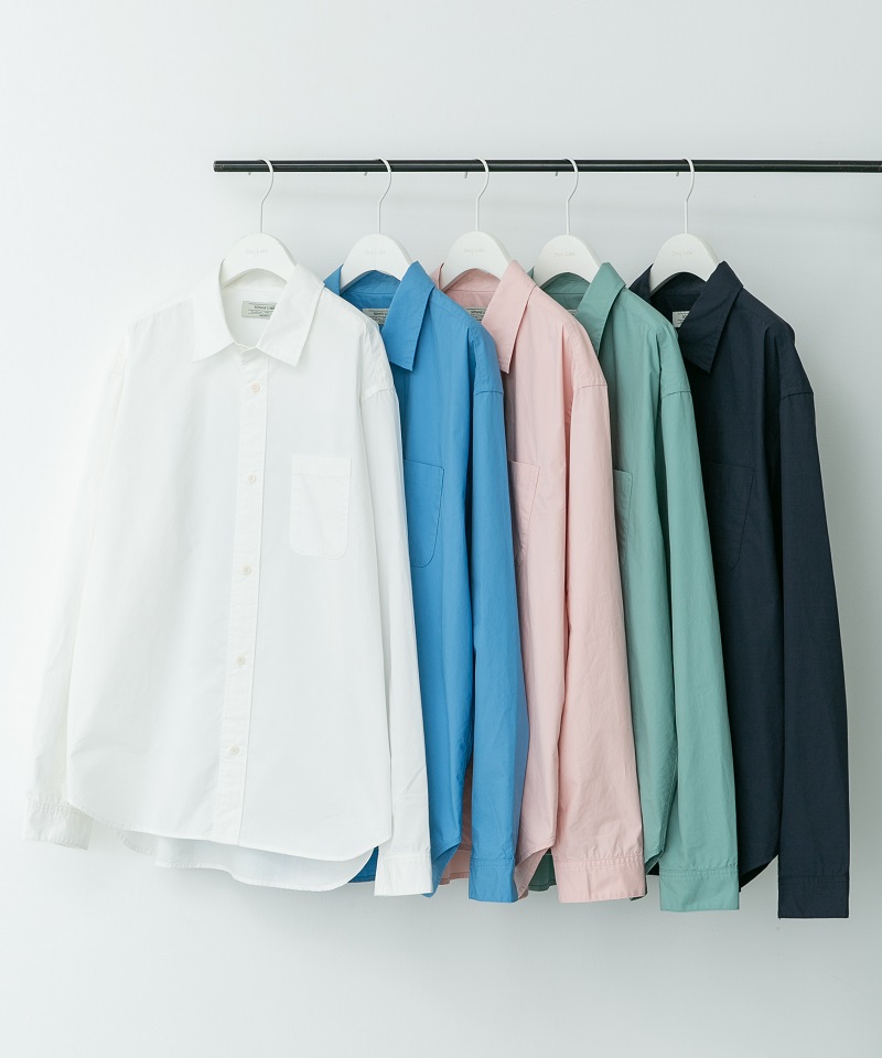 上品なハリ感で春の装いをキリッと整えるレギュラーカラーシャツ