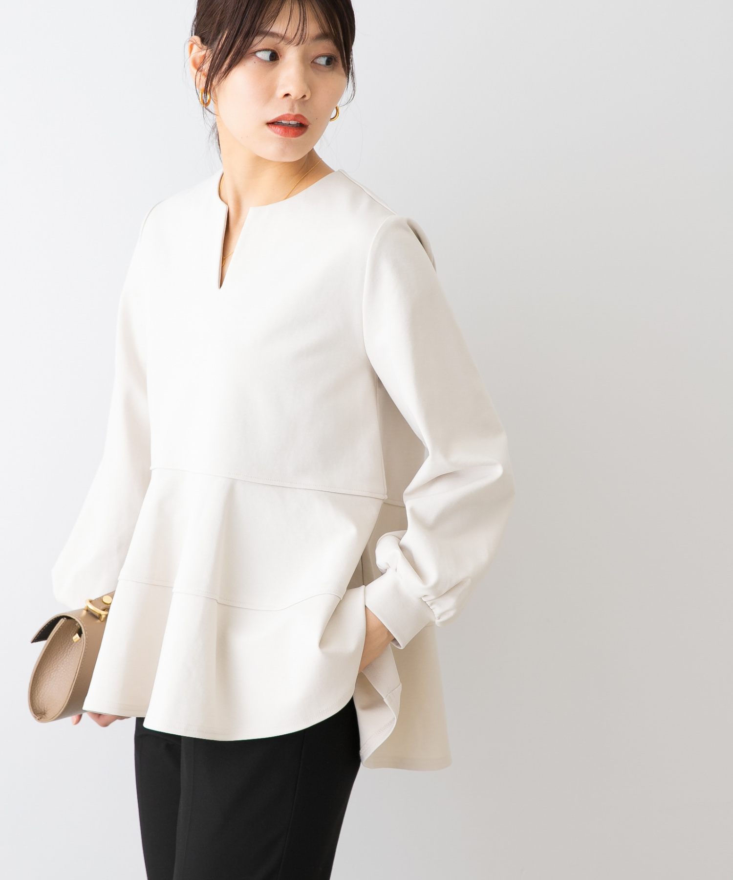 春まで活躍間違いなし ！お得に買える SALEブラウス