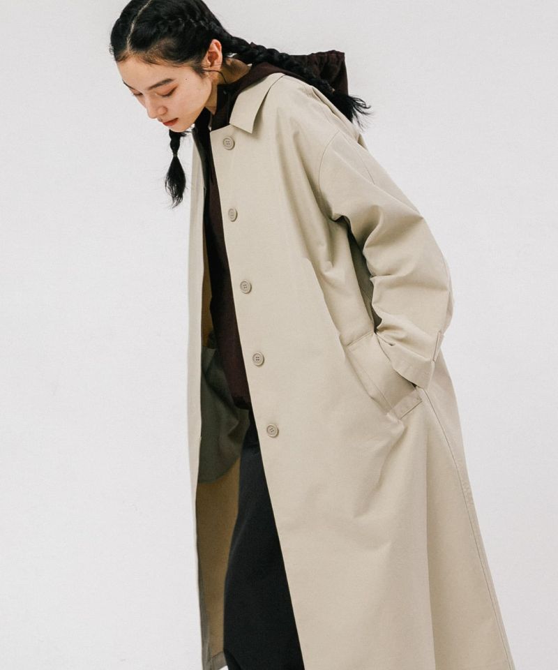 抜け感のある衿とシルエットに拘ったステンカラーコート